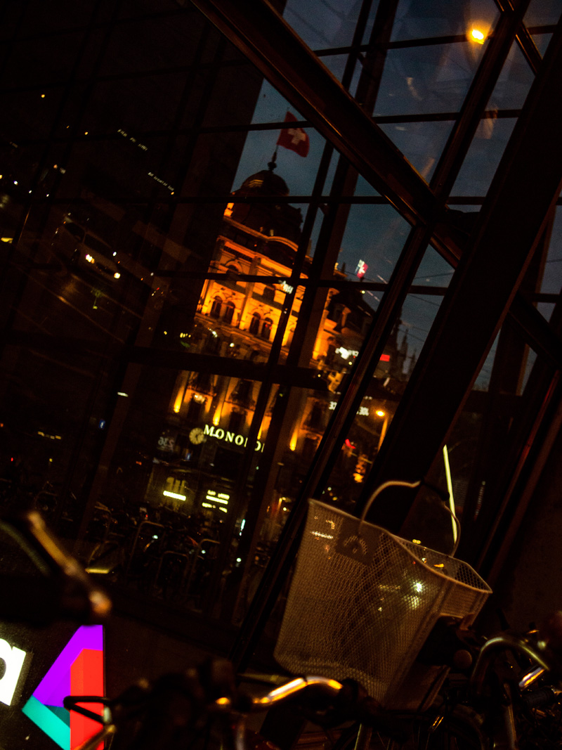 Citylife streetphotography Colors